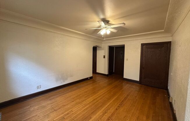 1420 E Capitol Drive