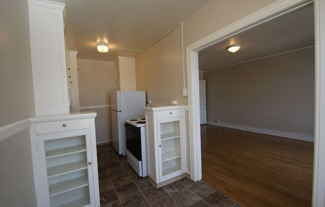 Studio, 1 bath, 460 sqft, $1,425, Unit 206