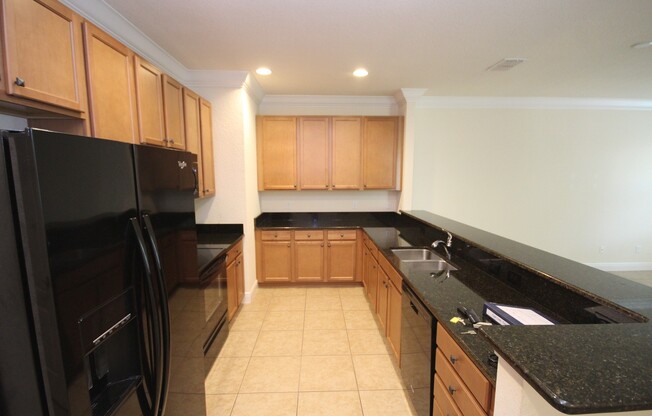 3 beds, 2.5 baths, $2,470