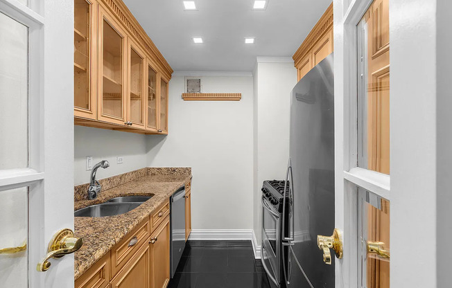 1 bed, 1 bath, $5,000, Unit 7L