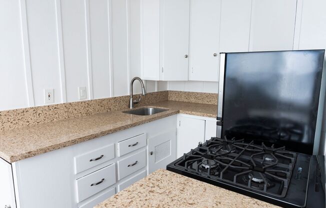 651-657 Huntley Drive Apartments