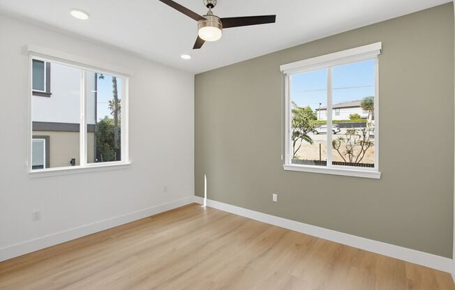 2 beds, 2 baths, 725 sqft, $2,895, Unit 2201