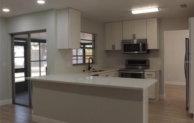 5515 ALBERT DR