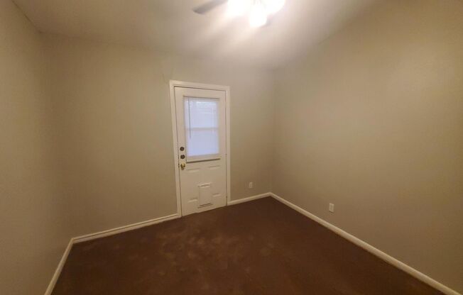 3 beds, 1 bath, $1,625