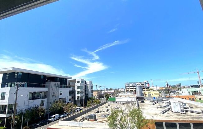 Studio, 1 bath, $2,495, Unit Unit 303