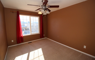 3 beds, 2.5 baths, $2,300