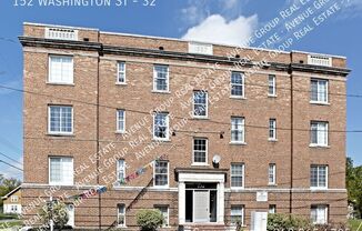 152 WASHINGTON ST