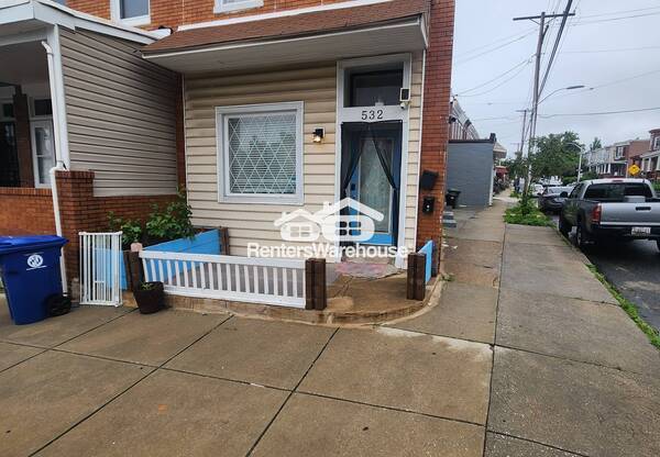 532 E 35 ST