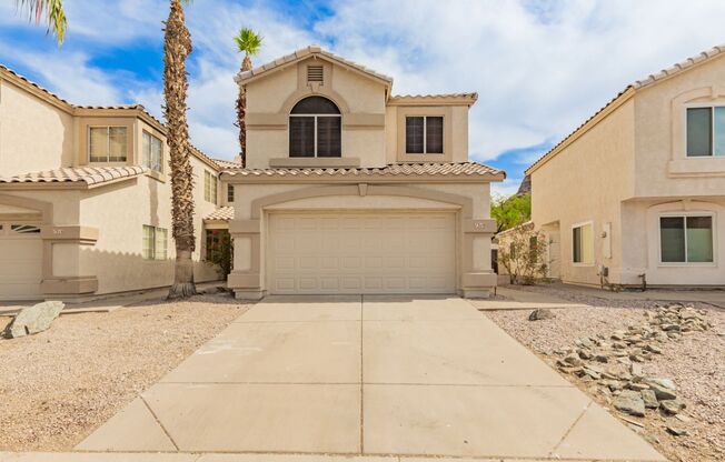 Ahwatukee Foothills Home in Prime Location!