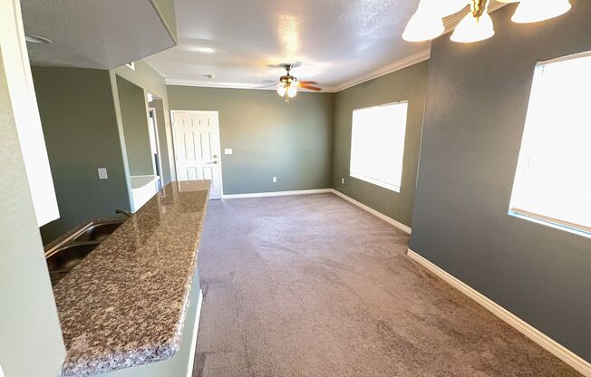 Two bedroom 2 Bath condo in the southwest!