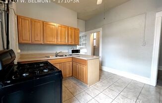 1710 W. Belmont