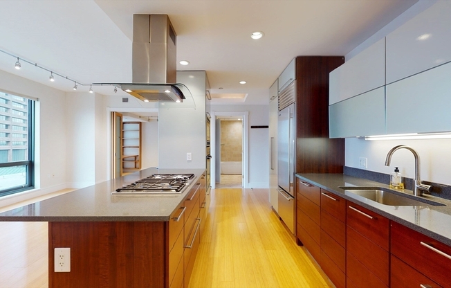 45 Province St