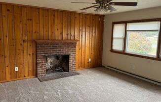 3 beds, 1 bath, $1,695