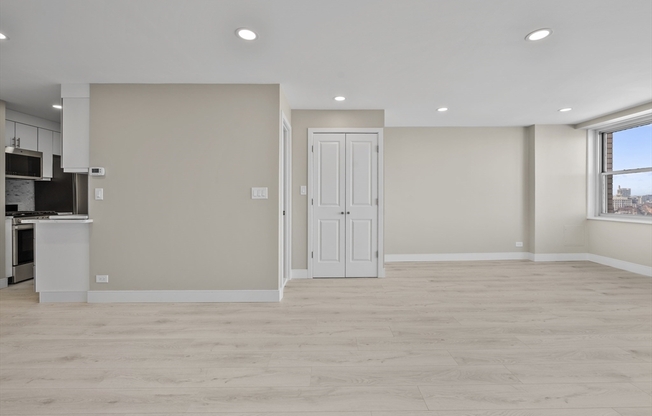 Studio, 1 bath, 590 sqft, $3,500, Unit 18M