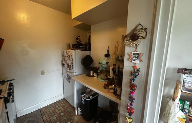 2 beds, 1 bath, $1,375, Unit 510