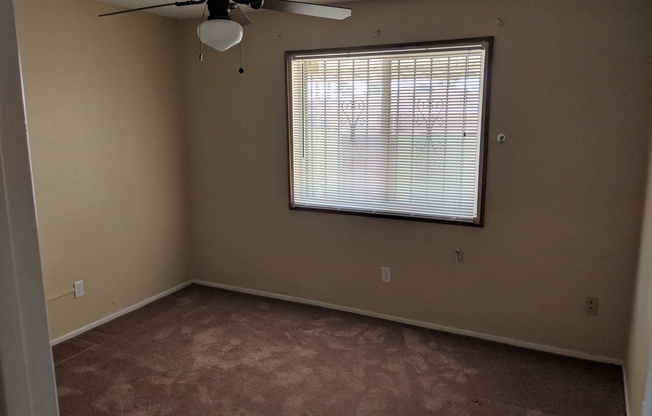 2 beds, 2 baths, $1,400