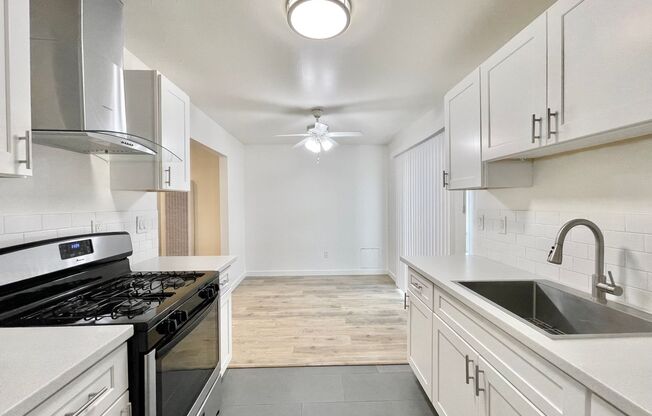 3169 Quartz Ln. (4 Units)
