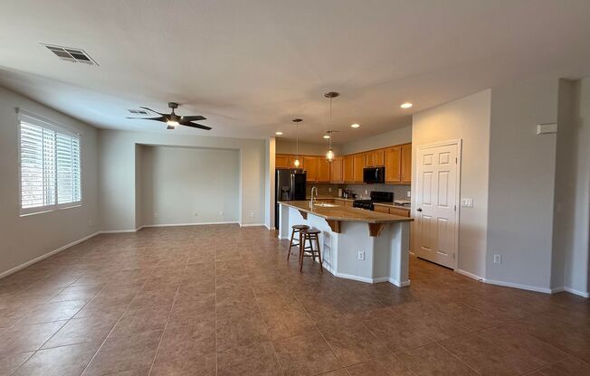 Great Single Story 3 Bedroom Home in Southwest Nevada Trails!