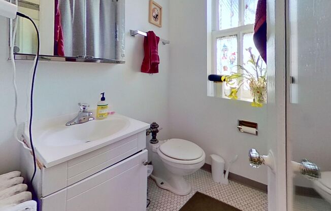 1 bed, 1 bath, 520 sqft, $1,950, Unit 607