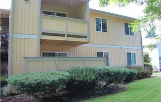 6105 N 16th St #N103