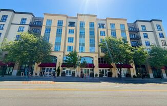 Modern Live/Work Loft At Market Square In Old Oakland