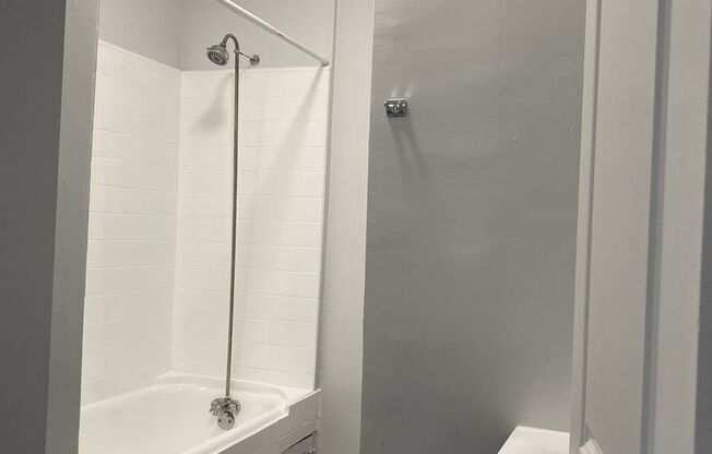 Studio, 1 bath, 500 sqft, $1,395, Unit 312