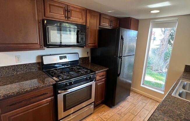 Beautiful 2 bedroom Condo