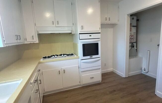 1 bed, 1 bath, $2,150