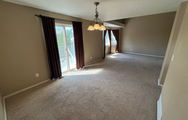 Spacious 3BD/2.5 BA Home in Thornton, CO! Available 8/12/24