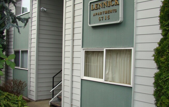 Lennick Court Apartments