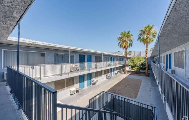 Welcome to Sugartree Apartments