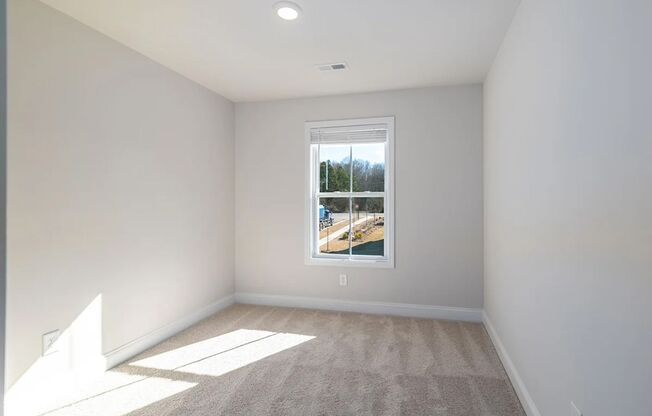 3 beds, 2.5 baths, 1,407 sqft, $2,215, Unit 8242