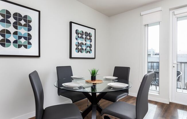 1 bed, 1 bath, 784 sqft, $2,499, Unit 210