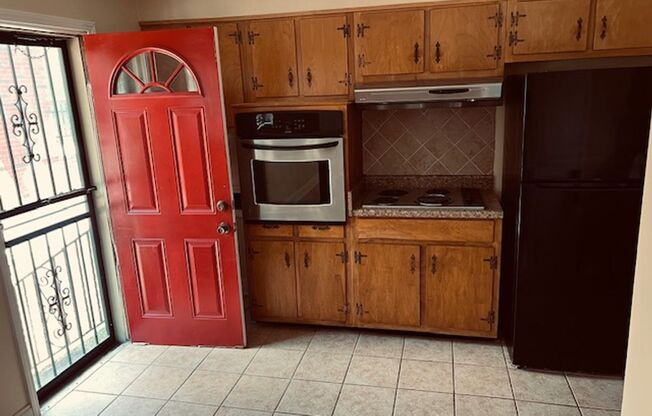 Two Bed One Bath in Volintine Evergreen