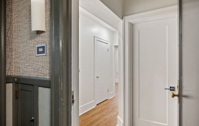 1 bed, 1 bath, 796 sqft, $1,795, Unit 101