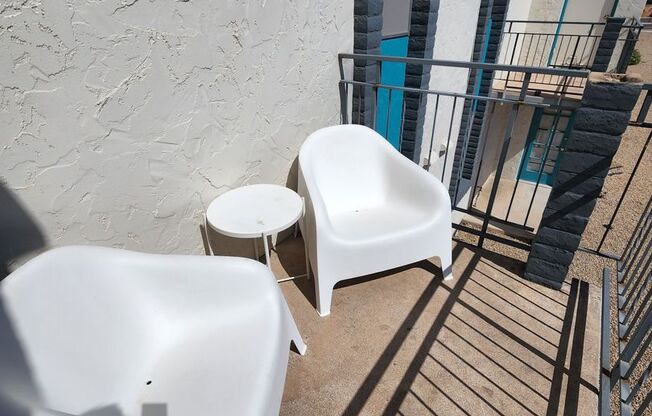 1 bed, 1 bath, 575 sqft, $1,110, Unit 12