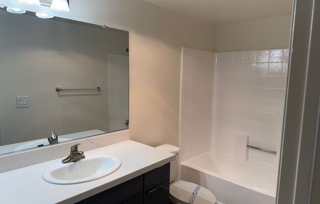 2 beds, 2 baths, 973 sqft, $3,100, Unit 416