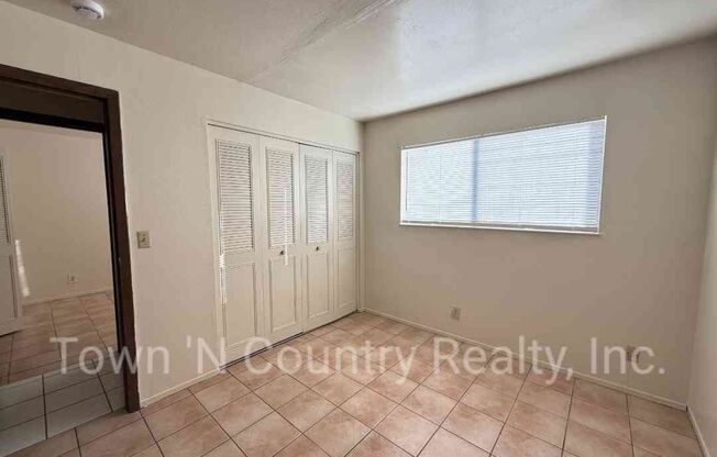 2 beds, 1 bath, $2,350, Unit # 2