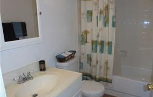 2 beds, 2 baths, $2,500