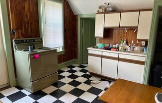 2 beds, 1 bath, $850