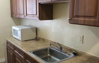 Studio, 1 bath, 430 sqft, $1,449, Unit 16