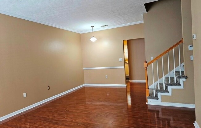 2680 PINE TREE RD NE