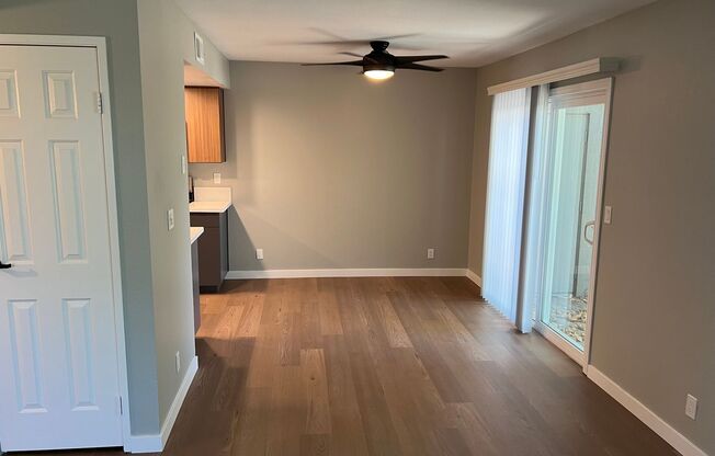2 beds, 1 bath, 875 sqft, $2,650, Unit 50