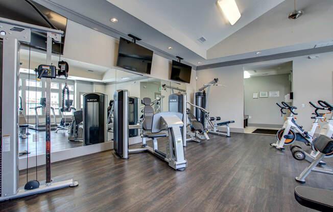Fully Equipped Fitness Center at River Crossing Apartments, St. Charles, 63303