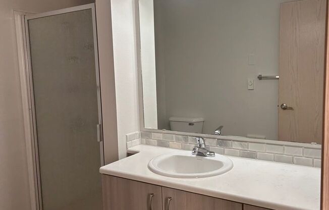 2 beds, 2 baths, 1,240 sqft, $1,940, Unit R77