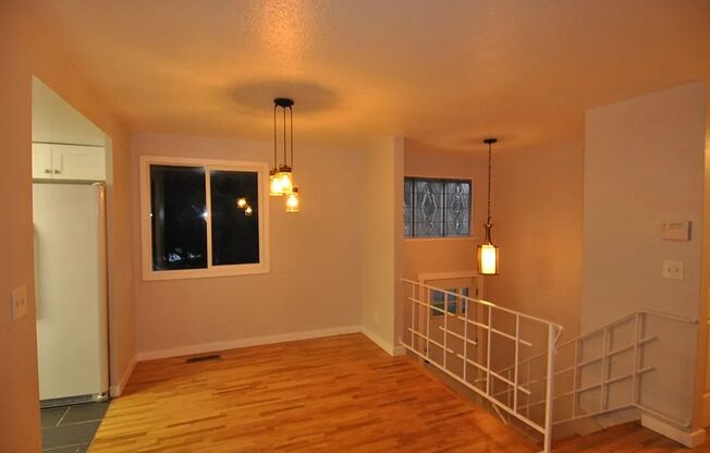 Completely renovated 4 bedroom in Kent!