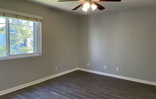 2 beds, 1 bath, 890 sqft, $2,595, Unit 0034