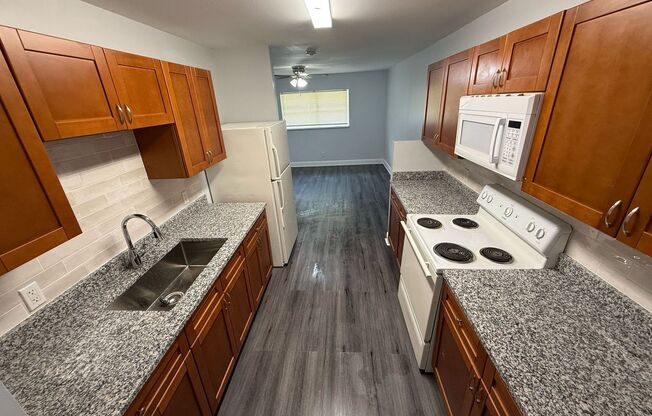 3/1 Duplex AVAILABLE NOW!