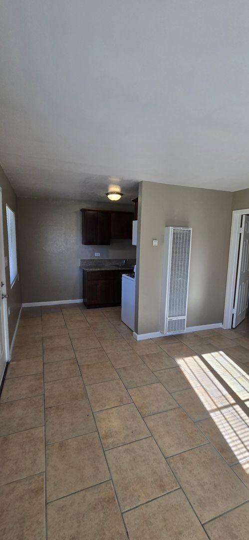 1 bed, 1 bath, $1,795, Unit 317