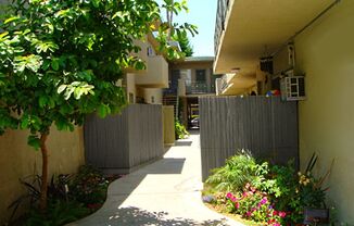 1 bed, 1 bath, $1,745, Unit 098#12